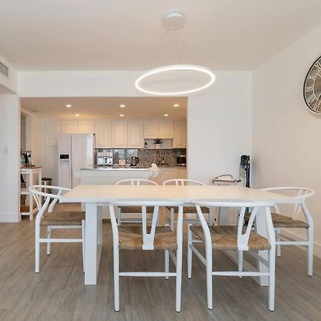 Stunning & Spacious Resort-Style Condo Across From Beach! Miami Beach Exterior foto